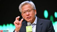 黄仁勋否认“AI 泡沫论”：我们看到的情况截然不同