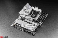 ROG MAXIMUS Z890 APEX主板创DDR5-13322超频新纪录