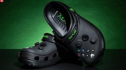 太带派了！ Xbox 360 20周年联动crocs发布手柄样式洞洞鞋