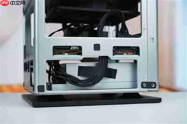 全球首个液冷迷你机！abee AI Station 395 Max工作站图赏