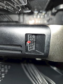 NVIDIA售后双标：1万美元显卡坏了免费换 1千美元的不管