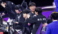 Chovy兵役归来晒近照 韩国网友惊呼：确实瘦了好多!