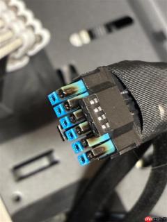 中端显卡也无法避免：又一起RX 9070 XT 16针接口烧熔！