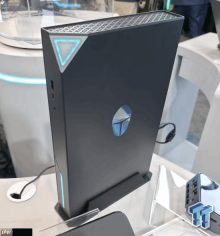 RTX 5090迷你主机亮相！随时随地4K、120帧游戏