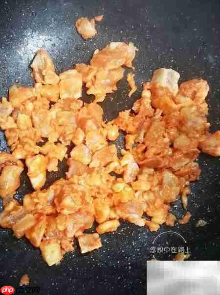 爆炒鸡丁:半成品速成美味