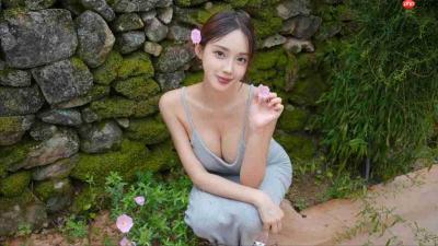 《阿西美女室友2》手游预约破10万,Storytaco加速影游布局