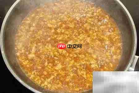 豆腐蒸蛋:孕产妇营养佳品