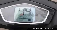 爱玛出行电动车如何查看电量