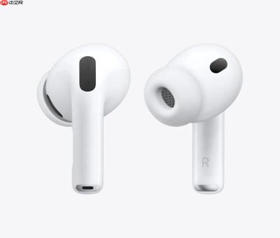 苹果新 AirPods Pro 曝光，内置红外摄像头、升级 H3 芯片