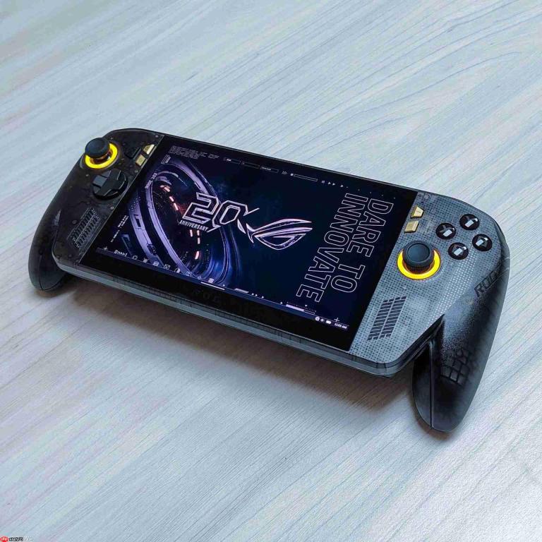 华硕发布 ROG XBOX Ally X20 套装 掌机配备OLED屏
