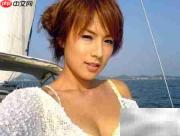 女孩整容：美与风险的抉择