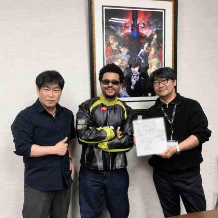 “盆栽哥”威肯参观Atlus总部 提前试玩《P4R》