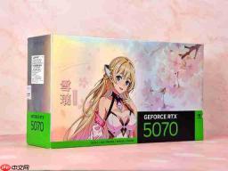 AX 电竞叛客 GeForce RTX 5070 樱花限定 12GB 显卡评测 春季樱花主题设计 