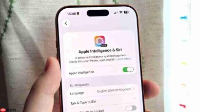  苹果把 Siri 员工送进 AI「补习班」，黄仁勋的暴论开始应验了 