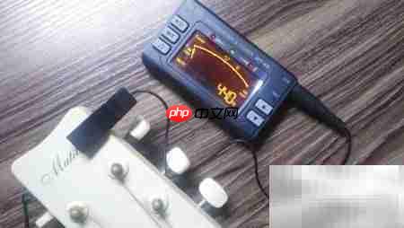 轻松调音：吉他调音器使用指南