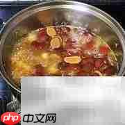 红枣鸡蛋丸子甜汤