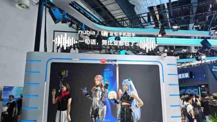 AI智能体手机的下一个赛点，不在大模型
