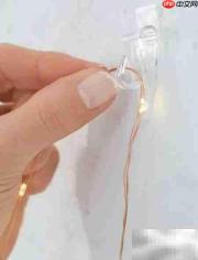 德莎胶带DIY LED圣诞树