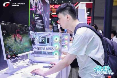 BW2026 精彩纷呈，七彩虹 iGame X870E 白火神重磅亮相 
