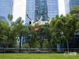 全球首款 720 ° 连续后空翻机器狗来了!宇泛智能携“灵猫”双馆联袂首秀 WAIC