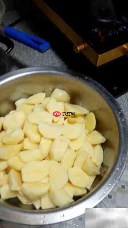 土豆包菜美食制作秘诀