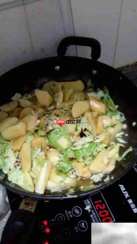土豆包菜美食制作秘诀
