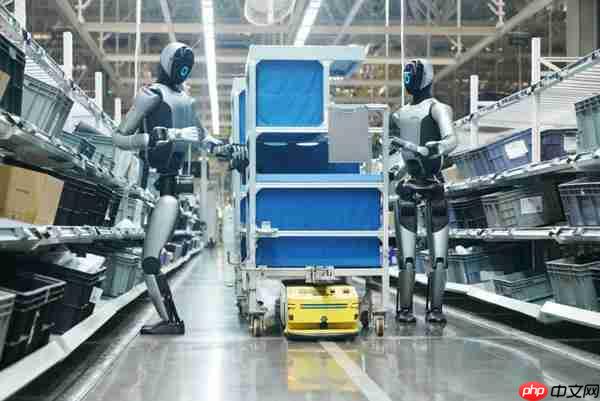 优必选 Walker S2 入选工信部“ 2025 年人工智能应用典型案例”
