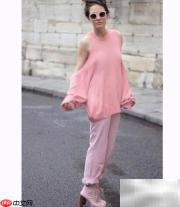 粉色搭配技巧，轻松穿出高级感