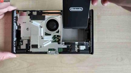 新版Switch 2官方视频:更换电池现在更容易了