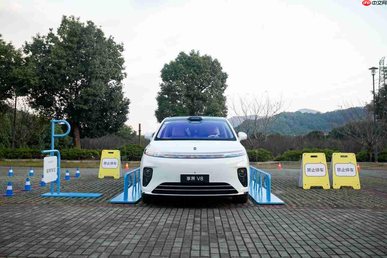 从“能坐”到“好开”,享界V8重新定义家庭智慧旗舰MPV品类及格线