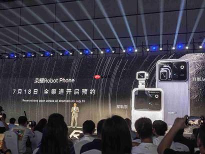  全球首款机器人手机荣耀 Robot Phone 正式开启预约 