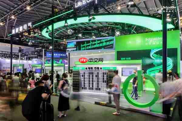 施耐德电气：当AI进入产业主场  核心技术+场景知识带来价值最大化