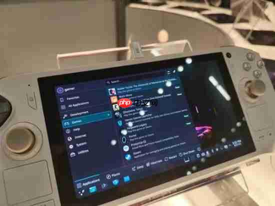 索泰掌机Zone Pro现身科隆:搭载Linux系统