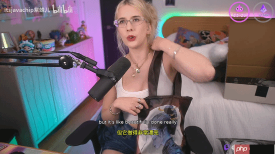 美女主播紫蛛儿收到《黑神话：悟空》大礼包！笑开了花 非常满足