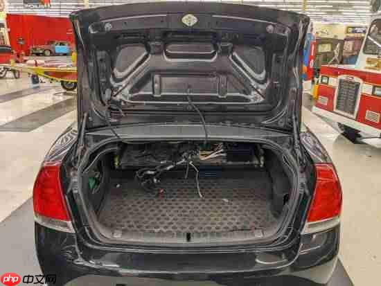 起拍价10美元！一辆用于《GTA6》扫描的警车正在拍卖