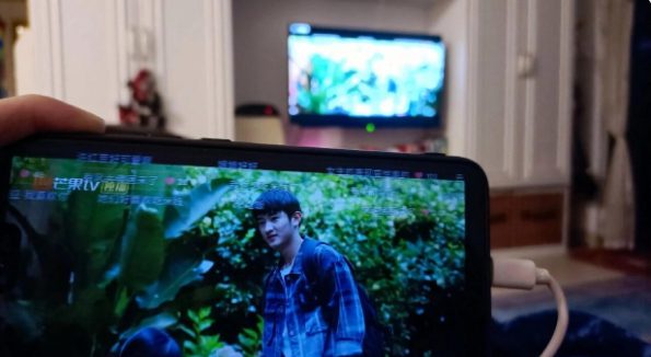 芒果tv投屏怎么开弹幕 芒果tv怎么投屏开弹幕