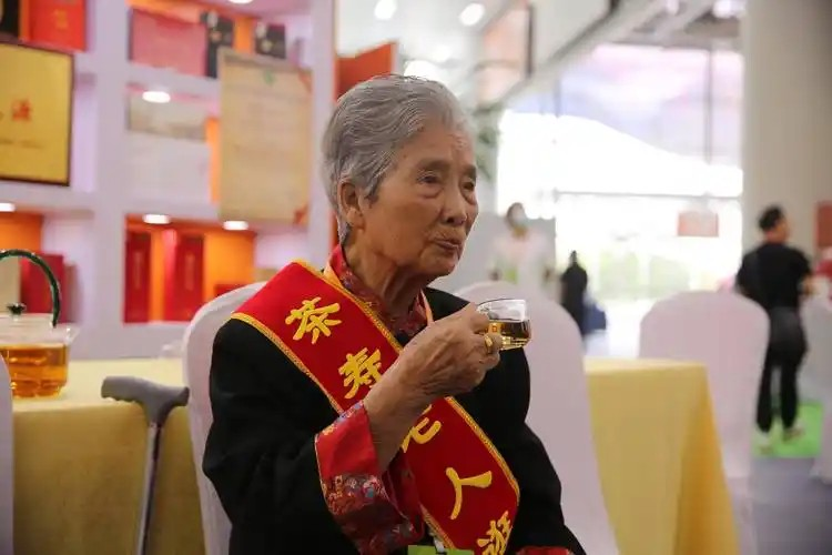 小鸡庄园2月14日答案最新2025 蚂蚁庄园每日答题答案最新