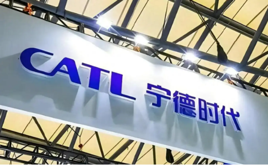 中国动力电池铁路运输试点启动,宁德时代与比亚迪双发上车