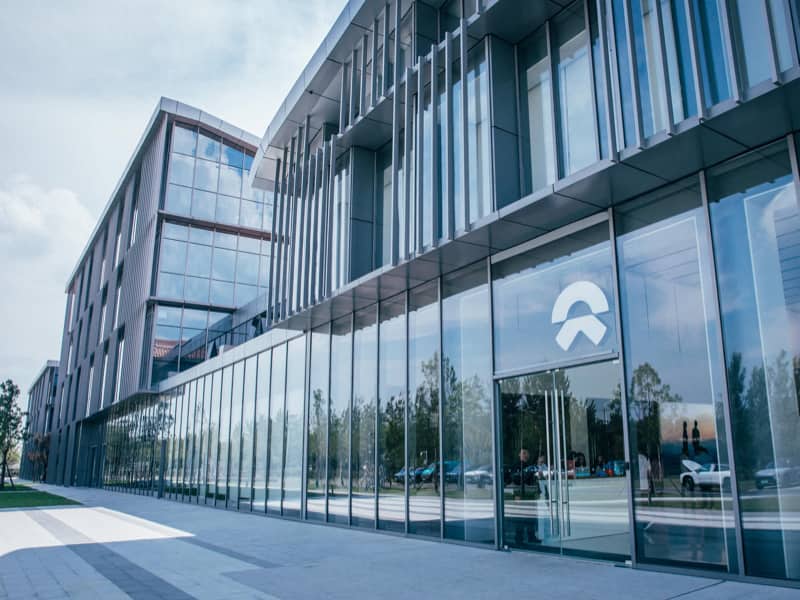 蔚来Q3营收186.735亿元,同比下降2.1%