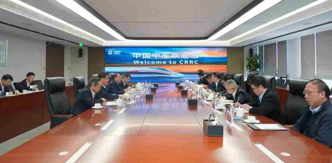 同济大学与中国中车集团续签续建“同济中车创新研究中心”合作协议