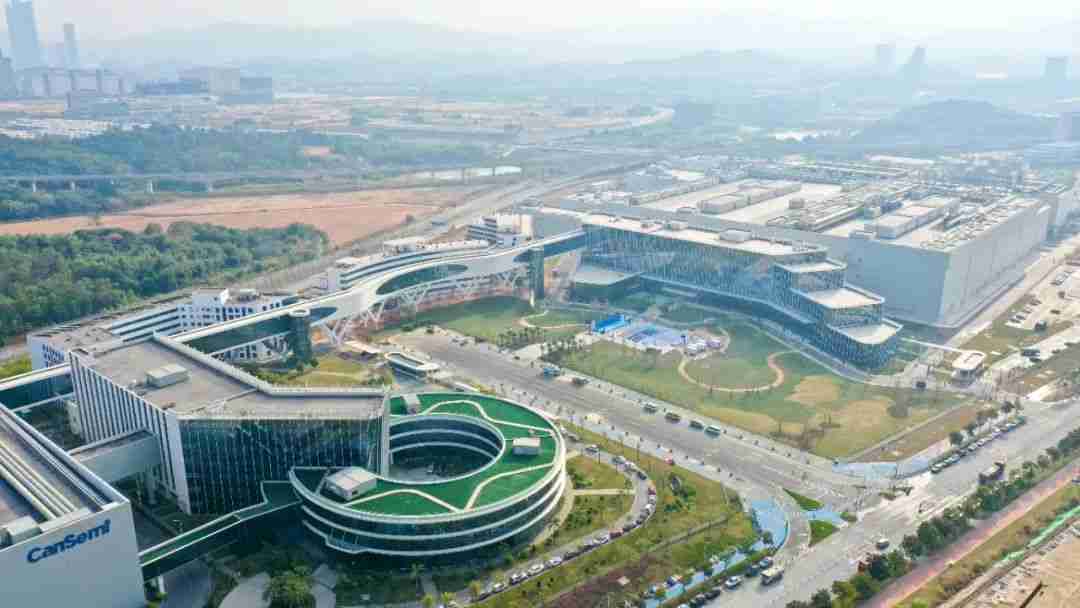 见证里程碑 | 粤芯半导体12英寸晶圆三期项目正式通线！