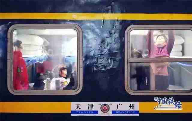 开售即秒光?抢票软件成功概率更高?铁路12306回应热点问题