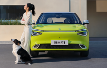 东风纳米接入DeepSeek大模型，加速用户智能化体验革新