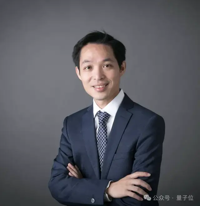 全球顶级AI科学家许主洪加盟阿里!IEEE Fellow,五万被引论文数,曾任Salesforce集团副总裁