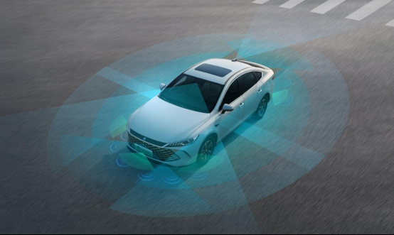 比亚迪第二代秦PLUS智驾版上市:高阶智驾+第五代DM技术,7.98万起