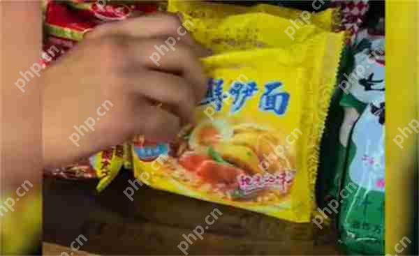 抖音小卖部宇宙是什么梗