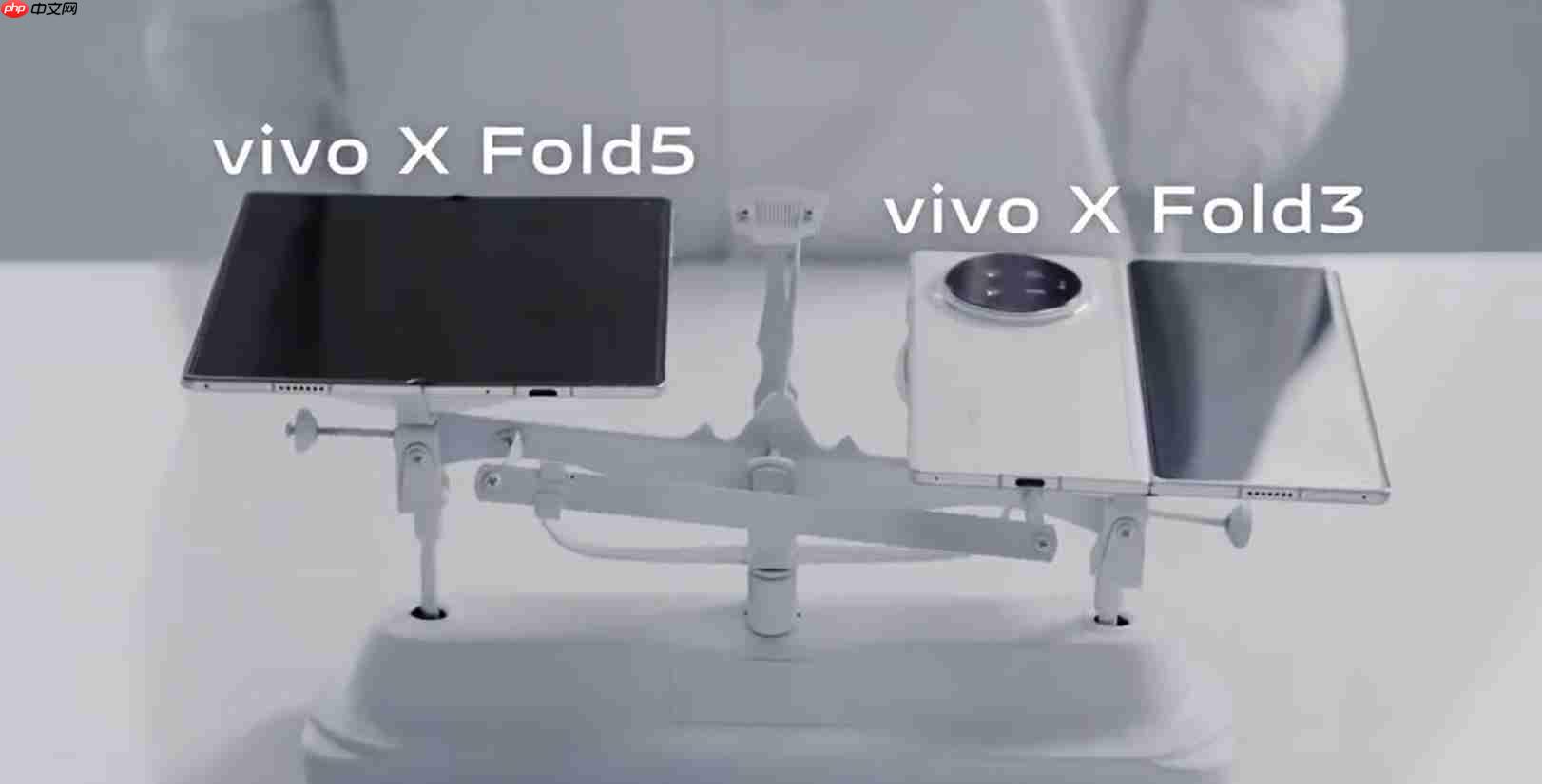 vivo X Fold5真机曝光：史上最轻大折叠屏手机要来了