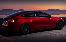 因FSD服务无法使用，女车主把特斯拉告上法庭