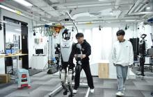 银河通用机器人完成11亿元Pre-A轮融资 宁德时代参投