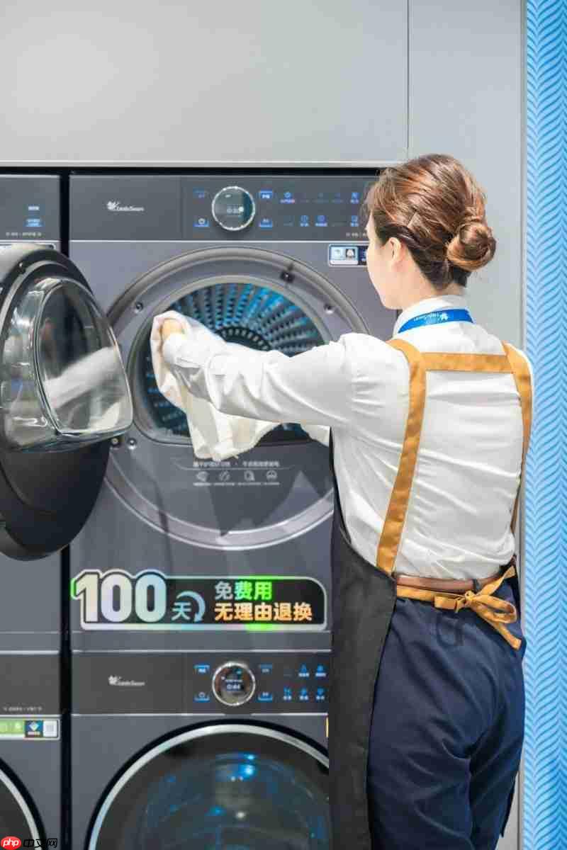 从社区街巷到火锅餐桌,小天鹅以生活触点打造家电卖场新模式